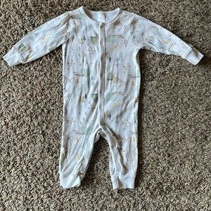 Gerber Modern Moments 6-9 months button snap footless sleeper